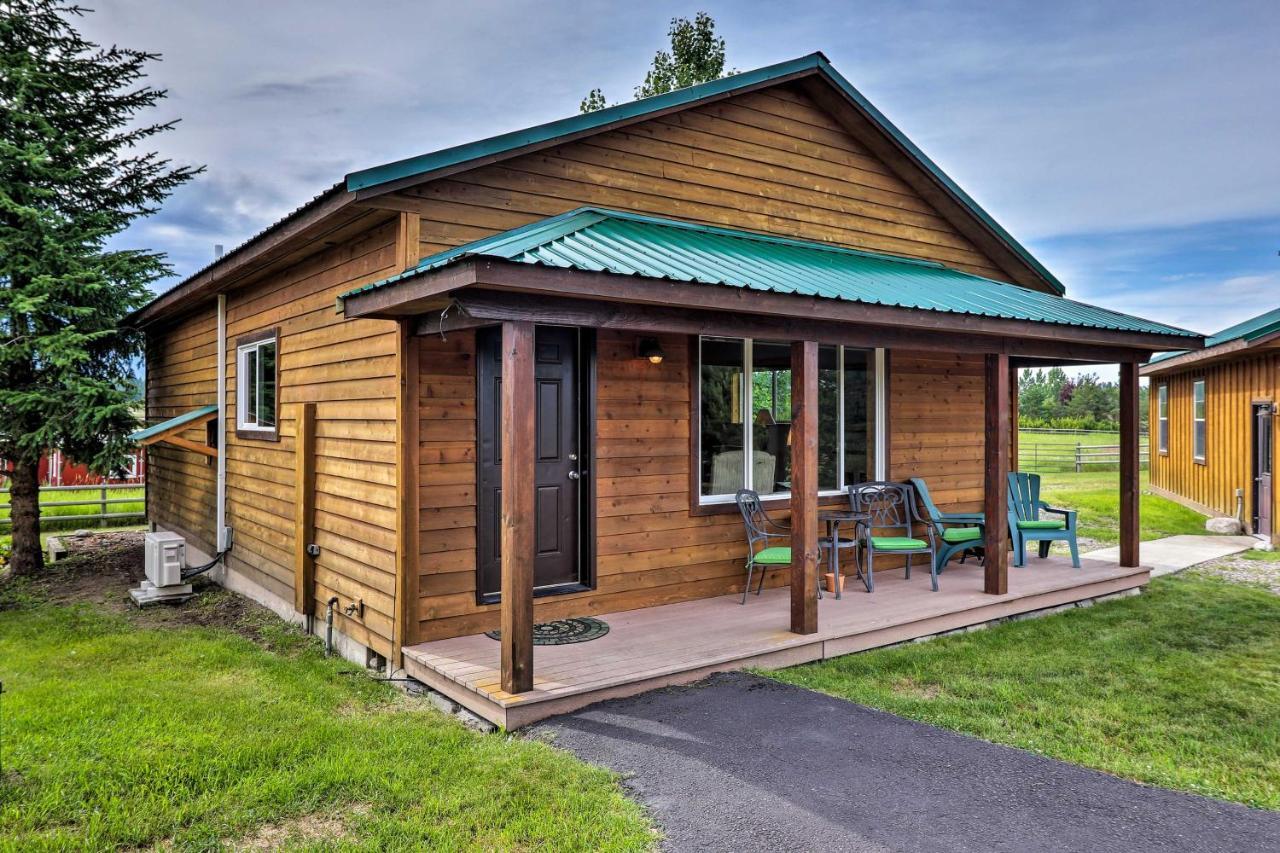 Cabin With Porch And View About 19 Mi To West Glacier Villa Кълъмбия Фолс Екстериор снимка